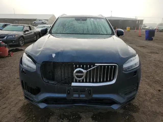 VOLVO XC90 2021