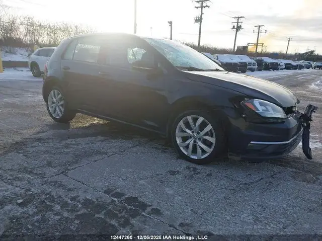VOLKSWAGEN GOLF 2021