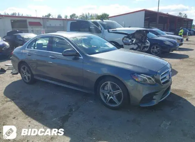 MERCEDES-BENZ E-CLASS E 300 2018