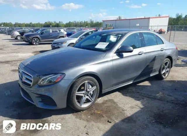 MERCEDES-BENZ E-CLASS E 300 2018
