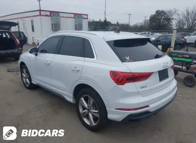 AUDI Q3 2023