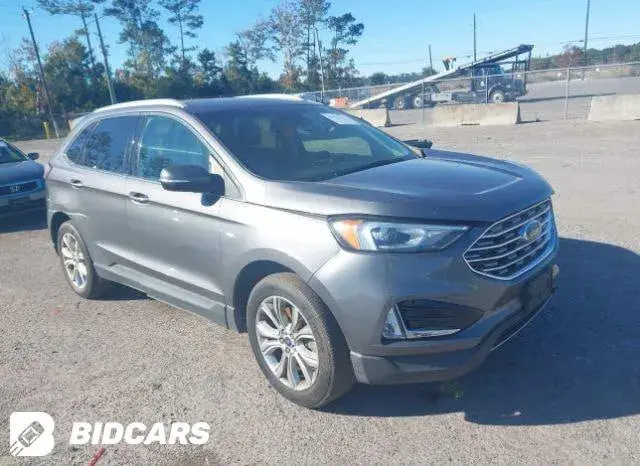 FORD EDGE TITANIUM 2024