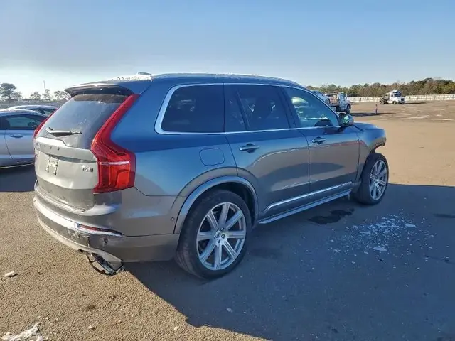 VOLVO XC90 2018