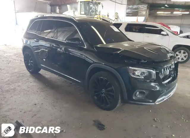 MERCEDES-BENZ GLB-CLASS 2022