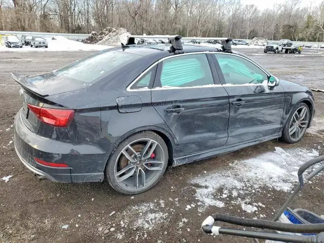 AUDI S3 2017