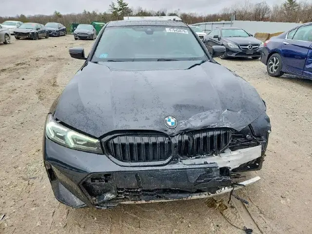 BMW 330XI 2025