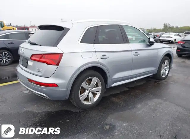 AUDI Q5 2018
