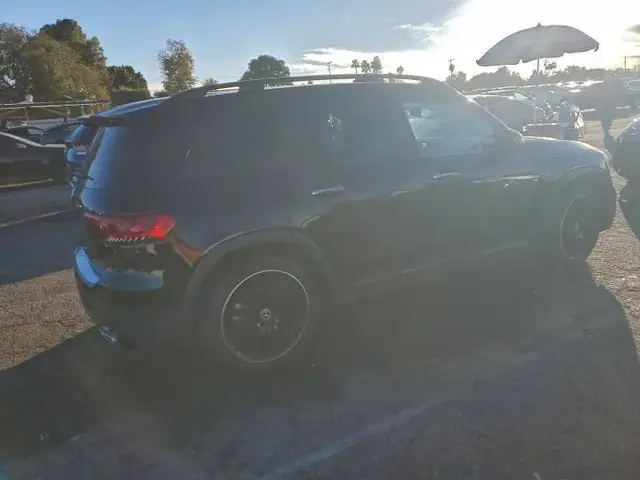 MERCEDES-BENZ GLB-CLASS 2023