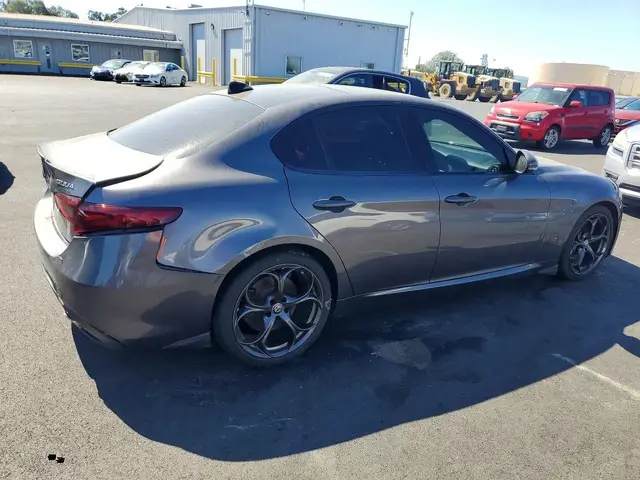 ALFA ROMEO GIULIA TI 2018
