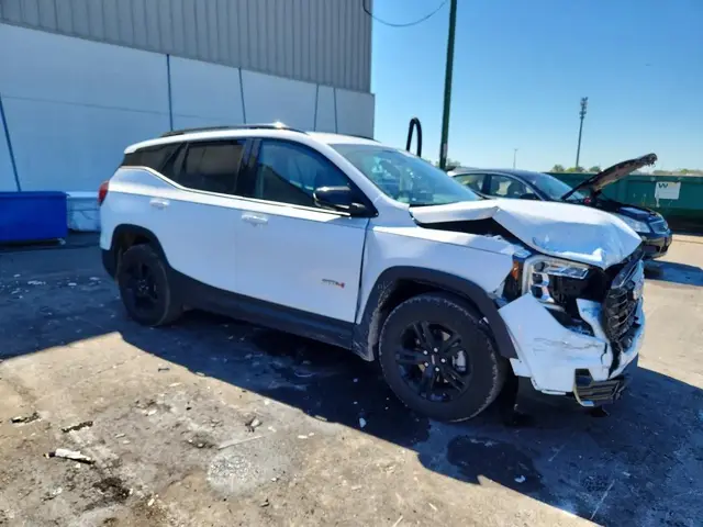 GMC TERRAIN AT4 2022