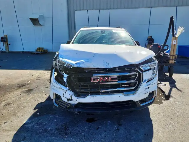 GMC TERRAIN AT4 2022