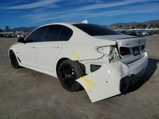 BMW 530XE 2023