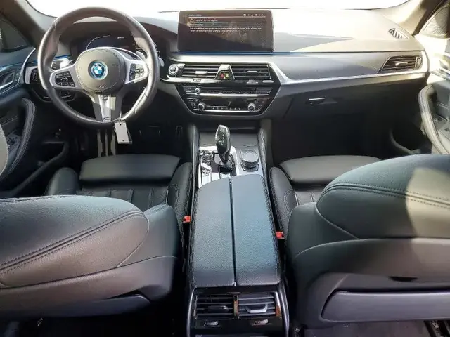 BMW 530XE 2023