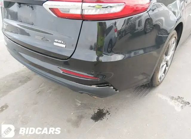 FORD FUSION SEL 2020