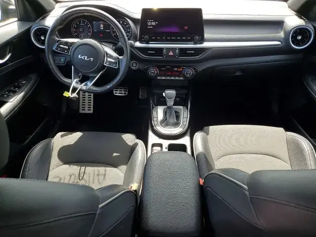 KIA FORTE GT-LINE 2023