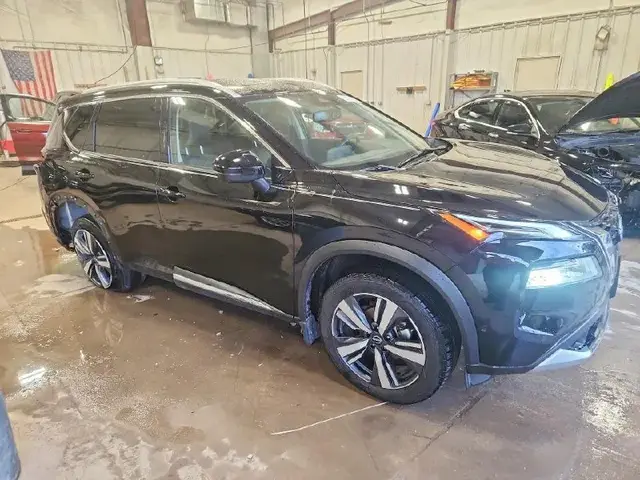 NISSAN ROGUE PLATINUM 2023