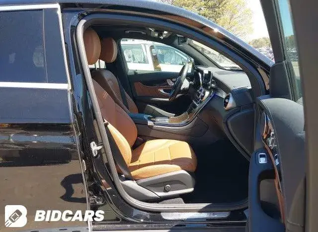 MERCEDES-BENZ GLC 4MATIC COUPE 2022