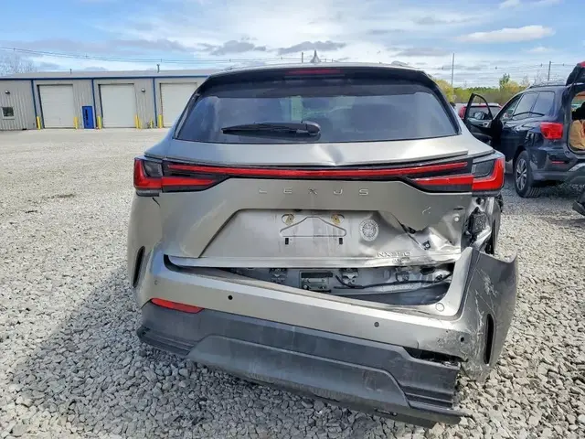 LEXUS NX PREMIUM 2024