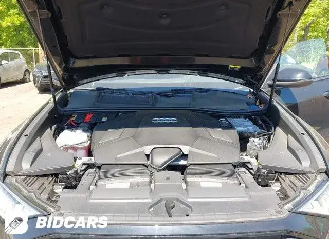 AUDI Q8 PREMIUM PLUS 55 TFSI QUATTRO TIPTRONIC 2022