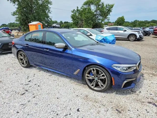BMW M550XI 2017