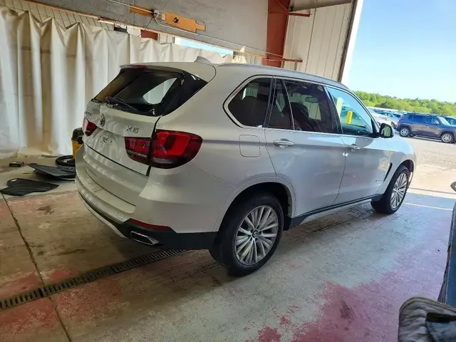 BMW X5 XDR40E 2015