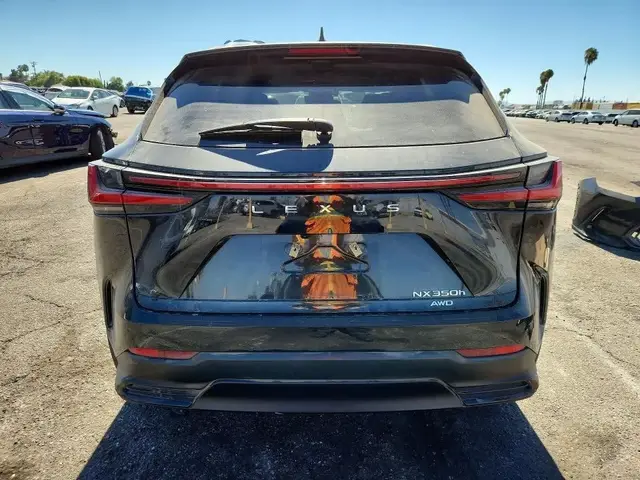 LEXUS NX PREMIUM 2023