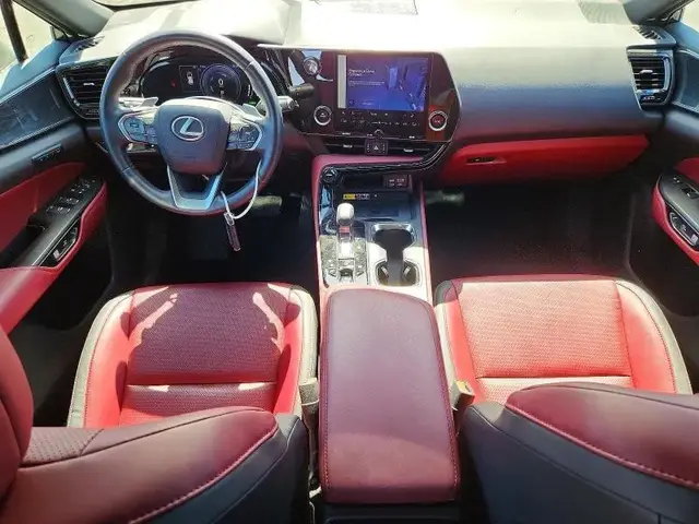 LEXUS NX PREMIUM 2023