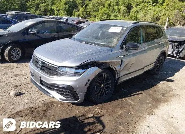 VOLKSWAGEN TIGUAN 2.0T SE R-LINE BLACK 2021