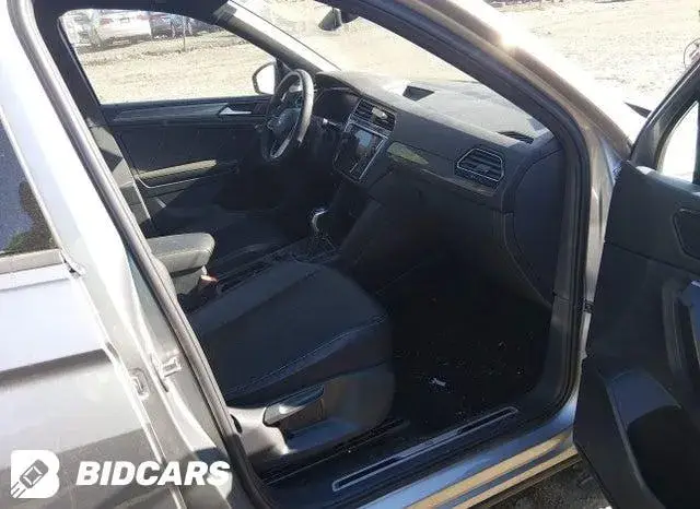 VOLKSWAGEN TIGUAN 2.0T SE R-LINE BLACK 2021