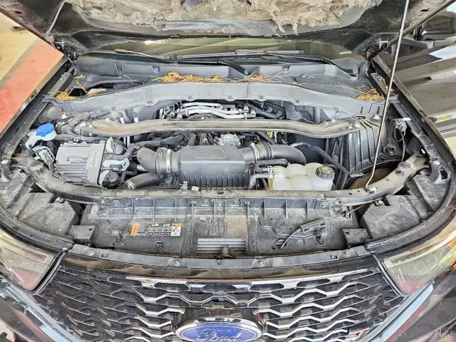 FORD EXPLORER ST 2023