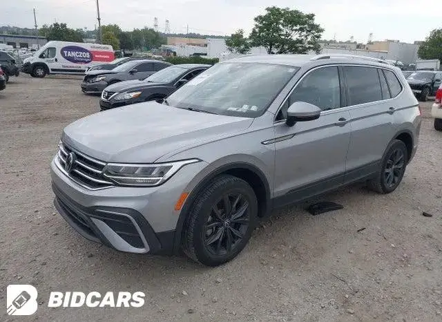 VOLKSWAGEN TIGUAN 2.0T SE 2021