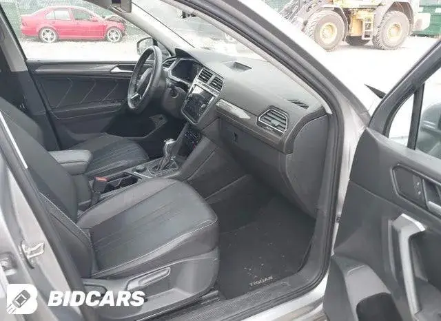 VOLKSWAGEN TIGUAN 2.0T SE 2021