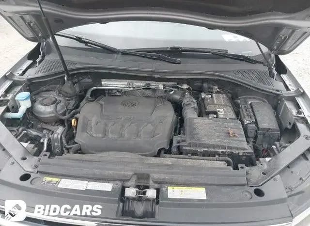 VOLKSWAGEN TIGUAN 2.0T SE 2021
