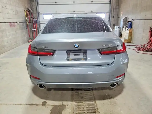 BMW 330XI 2024