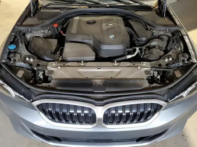 BMW 330XI 2024
