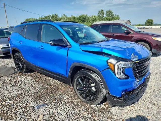GMC TERRAIN SLT 2024