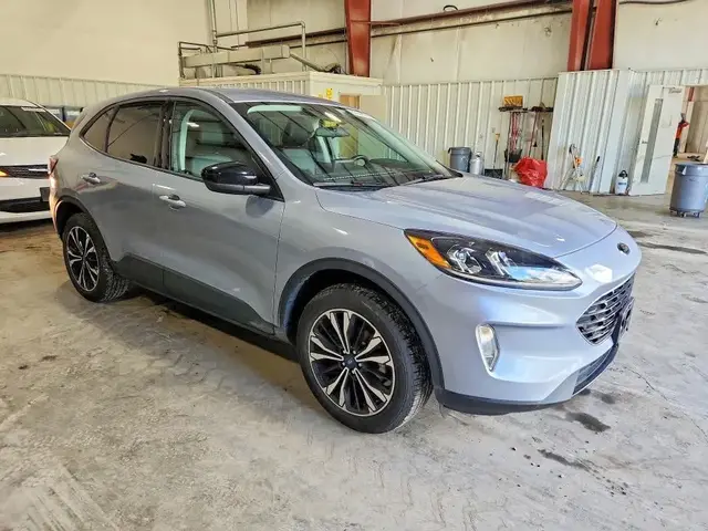 FORD ESCAPE SEL 2022