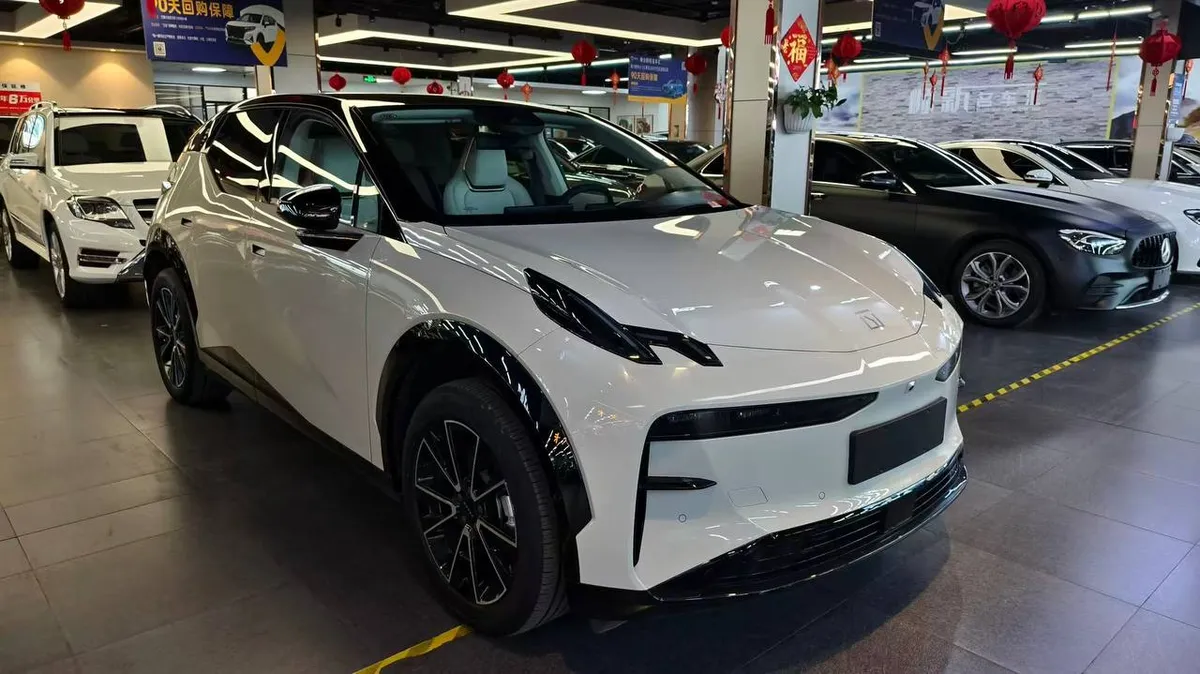 ZEEKR 5-SEATS RWD LONG RANGE 2025