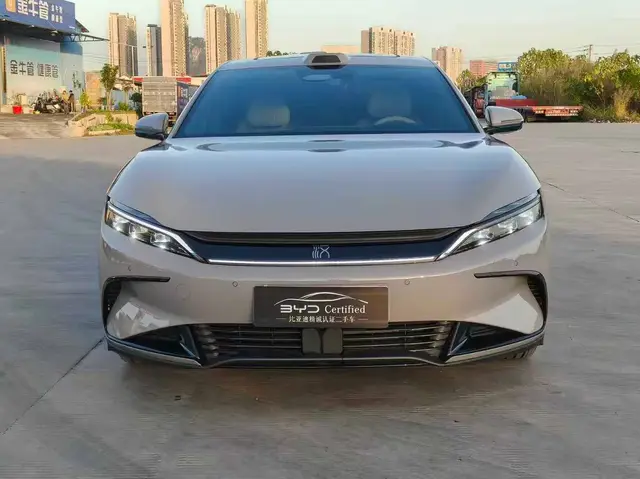 BYD HAN 701KM 2025 HAN EV 701KM 2024