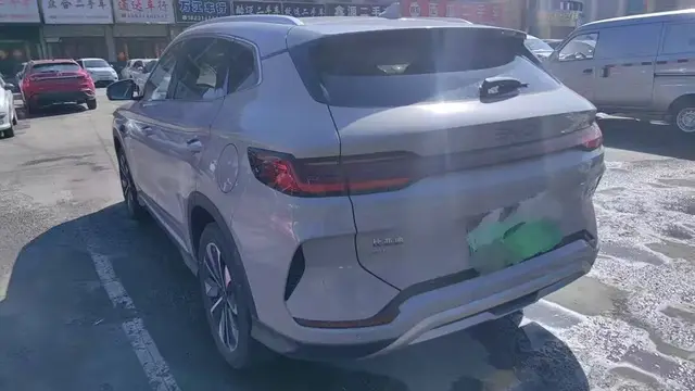 BYD SONG PLUS EV INTELLIGENT 2025