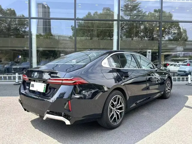 BMW I5 EDRIVE40L M SPORT 2025