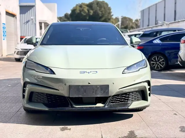 BYD SEAL 06 GT 605 2025