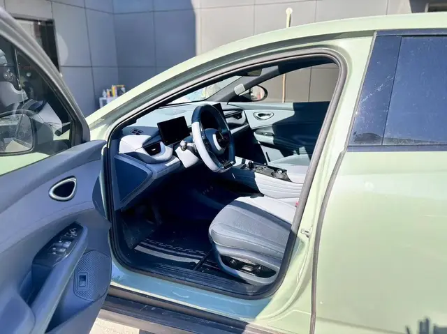 BYD SEAL 06 GT 605 2025