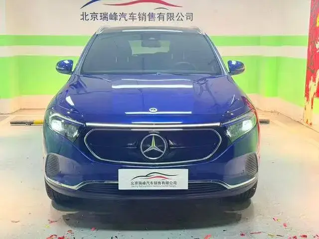 MERCEDES-BENZ EQA 260 2023