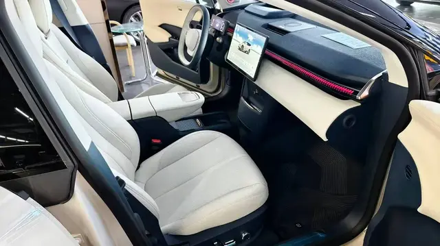 ZEEKR 5-SEATS RWD LONG RANGE 2025