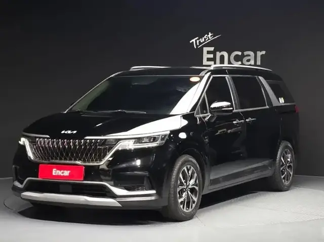 KIA CARNIVAL 4TH GENERATION 9-SEATER 2021