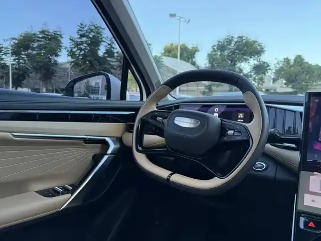 GEELY BOYUE L FLAGSHIP EDITION 2023