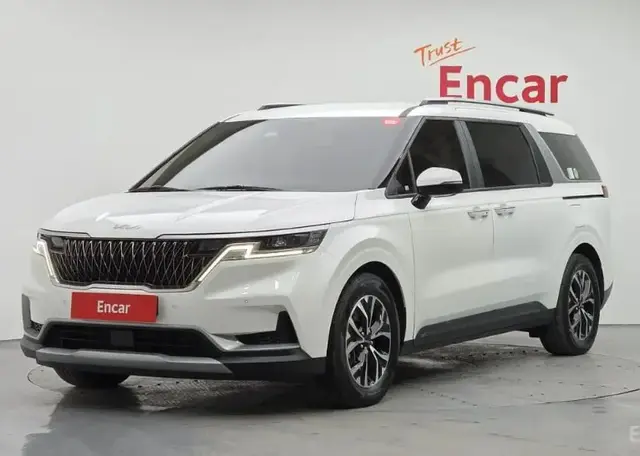 KIA CARNIVAL 4TH GENERATION 9-SEATER 2022