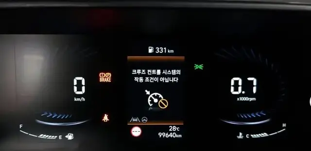 HYUNDAI STARIA TOURER 11-SEATER SMART 2022