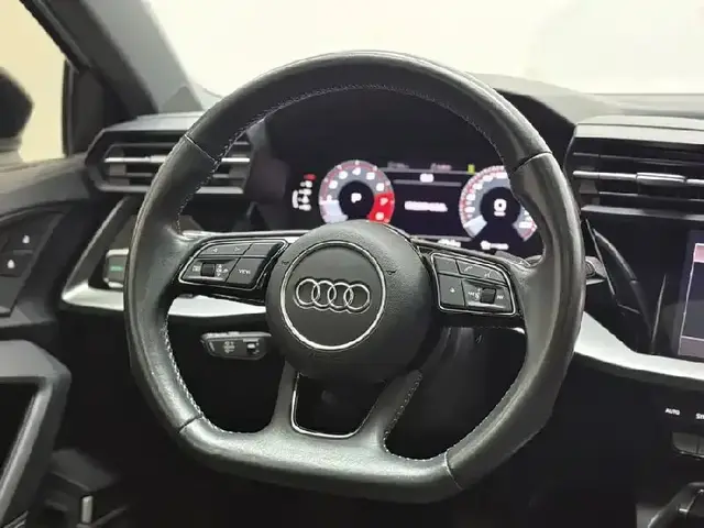 AUDI A3 2021